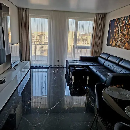 Deluxe - Self Check In