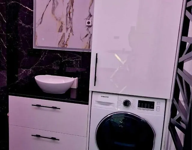 Deluxe - Self Check In